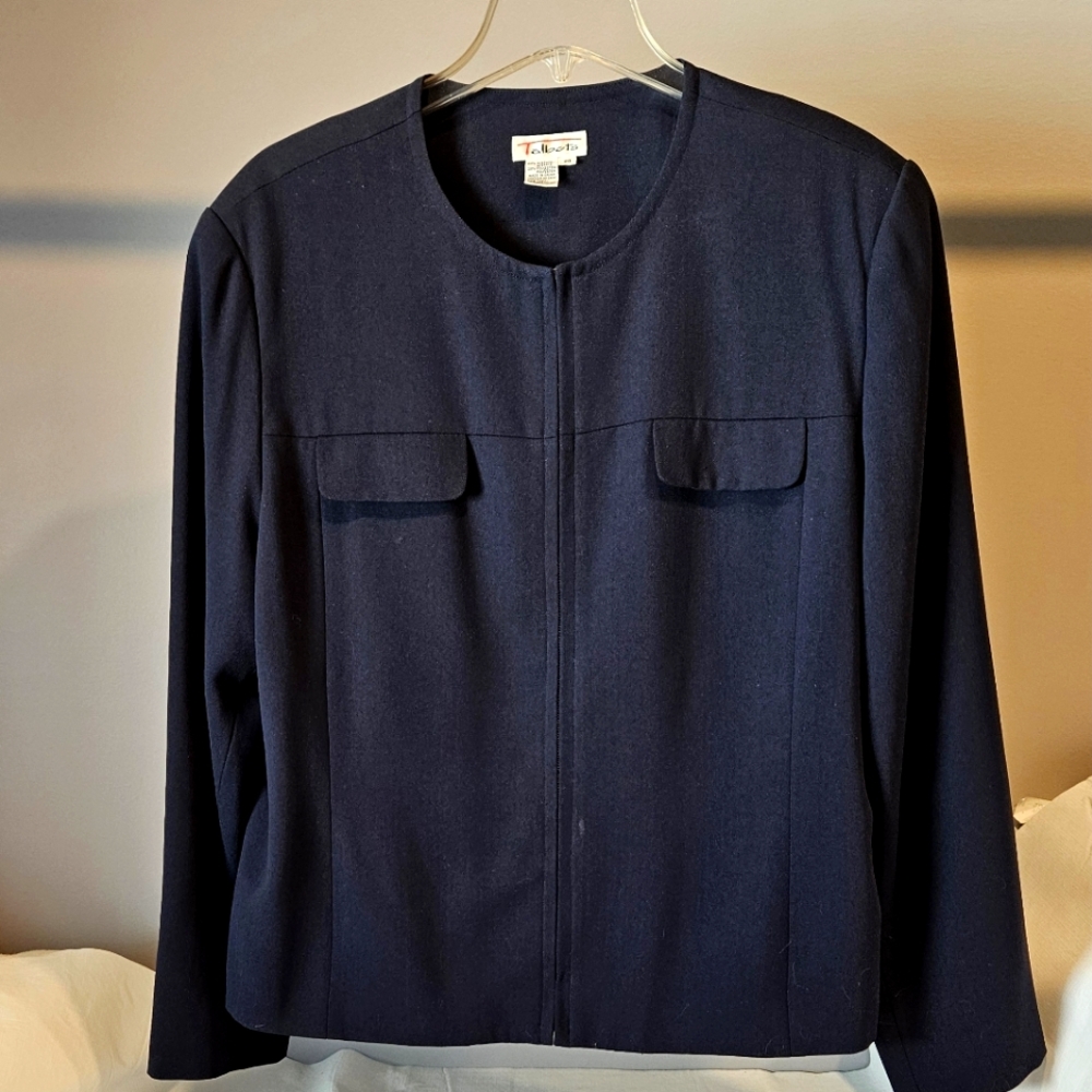 Talbots Navy blue short-waisted jacket size 20